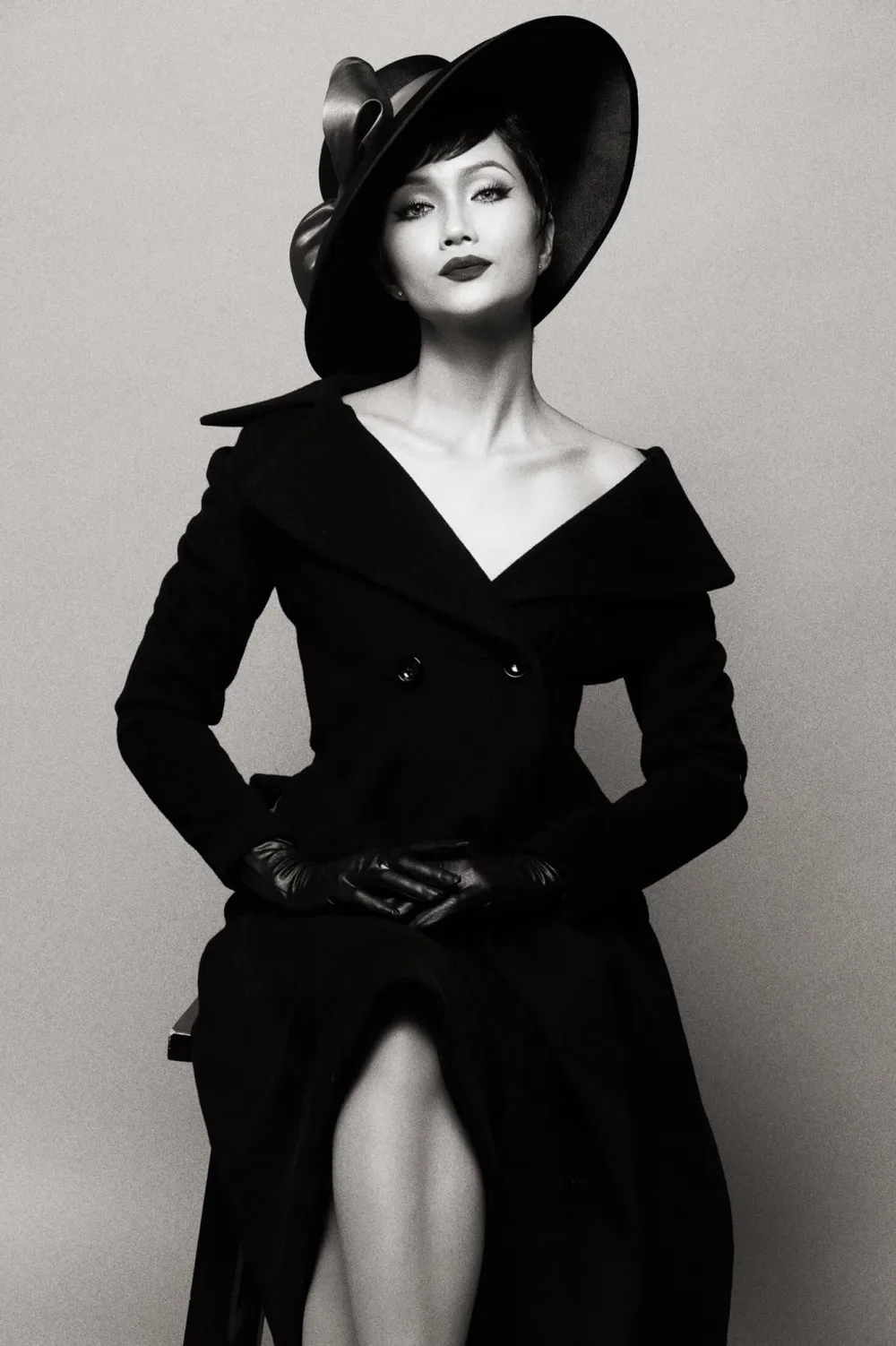 H'Hen Niê trượt Top 5 “Hoa hậu của các Hoa hậu” 2018 ảnh 1