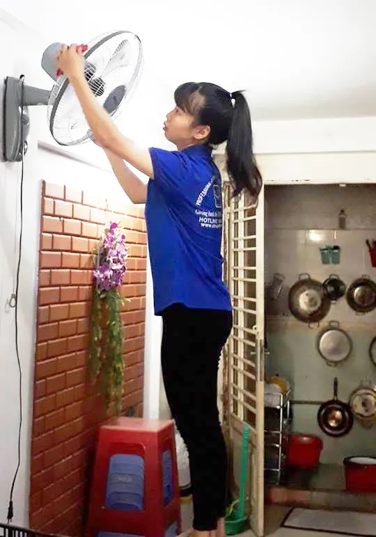 Khan hiếm lao động giúp việc nhà ảnh 1