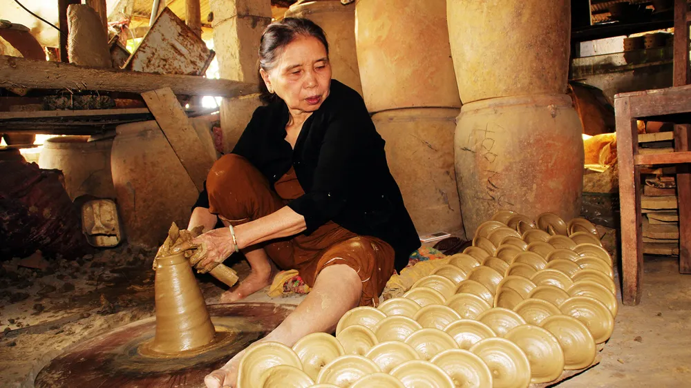“Phù thủy” làng gốm ảnh 1