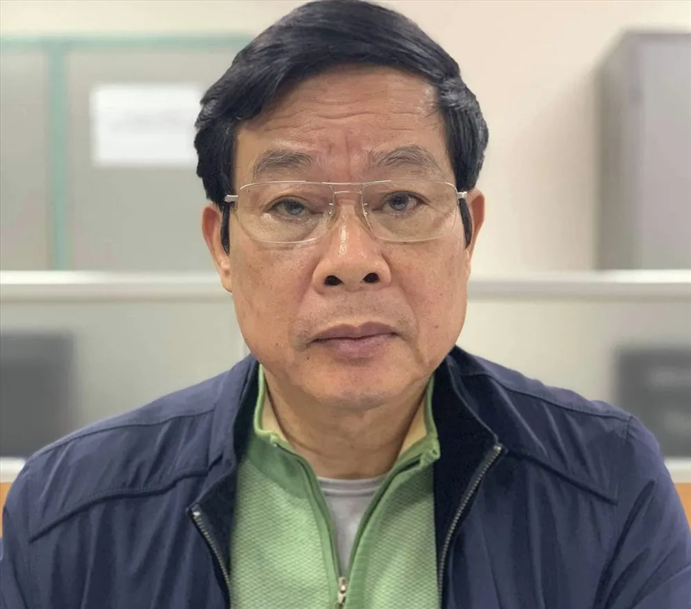 Khởi tố, bắt tạm giam để điều tra đối với bị can Nguyễn Bắc Son và bị can Trương Minh Tuấn ảnh 1