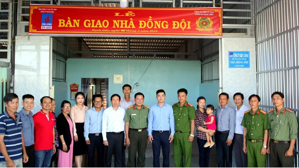 PV GAS hỗ trợ gia đình chính sách ảnh 1