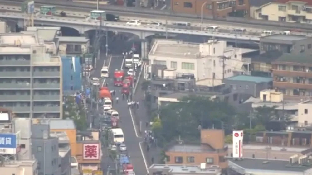 Tấn công bằng dao tại Nhật Bản, 16 người bị thương  ảnh 7