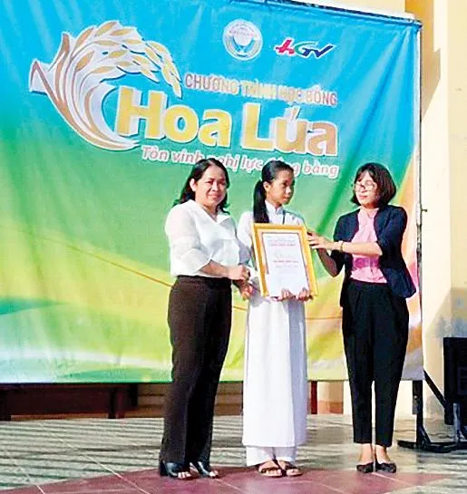 Chương trình "học bổng hoa lúa" kỳ 124 ảnh 2