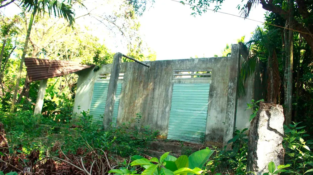 Căn nhà trong vùng dự án thuộc tổ dân phố Liên hiệp 1C,  phường Trương Quang Trọng, bỏ hoang lâu năm