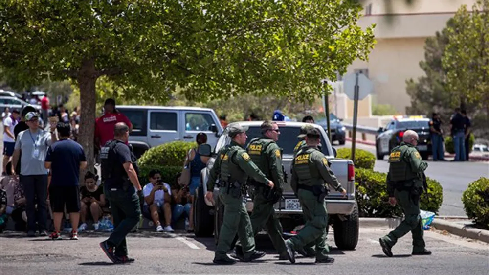 Xả súng tại Texas, ít nhất 46 người thương vong ảnh 12