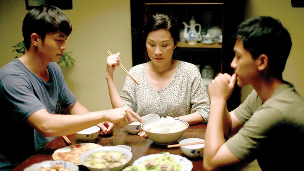 Phim Việt rầm rộ ra rạp ảnh 1