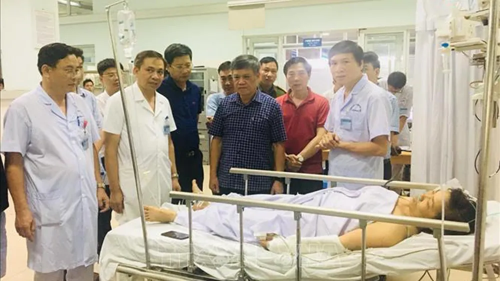 Sập giàn giáo tại Hải Phòng, 1 người chết và nhiều người bị thương ảnh 3