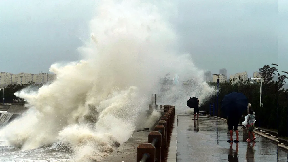 Bão Lekima tiếp tục hoành hành tại Trung Quốc, số người chết tăng ảnh 2