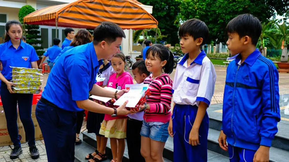 PV GAS tổ chức nhiều hoạt động mừng các ngày lễ lớn và kỷ niệm 29 năm thành lập  ảnh 6