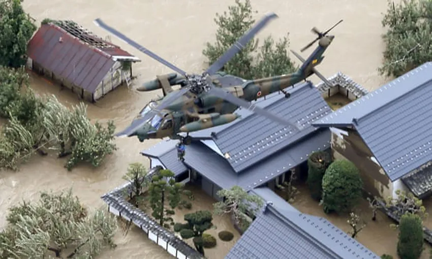 Nhật Bản tan hoang sau siêu bão Hagibis ảnh 8