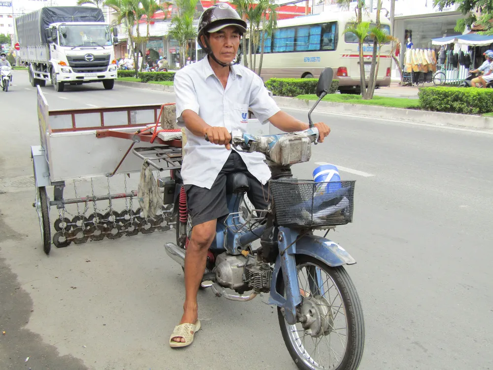 Tránh tai họa cho người đi đường ảnh 1