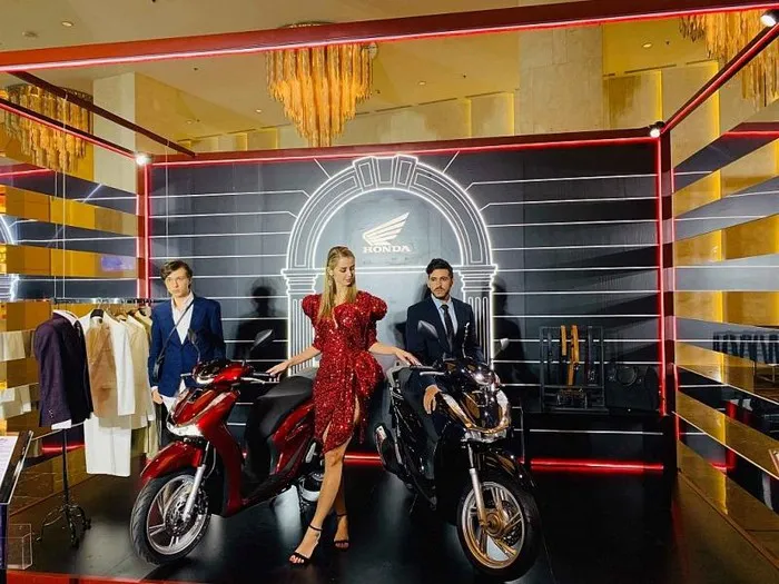 Honda Việt Nam ra mắt SH 125i/150i hoàn toàn mới có kết nối blutooth ảnh 3