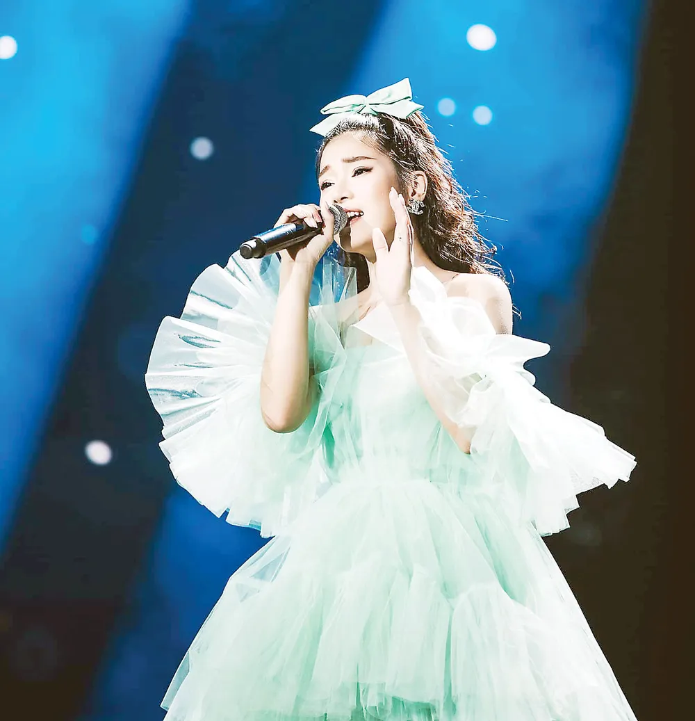 Hé lộ dàn ca sĩ biểu diễn trong đêm Gala Ngôi Sao Xanh 2019 ảnh 1