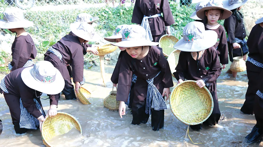 Dragon Farm trình làng