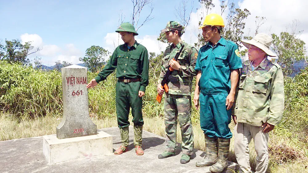 Những già làng - đảng viên ở Trường Sơn ảnh 2