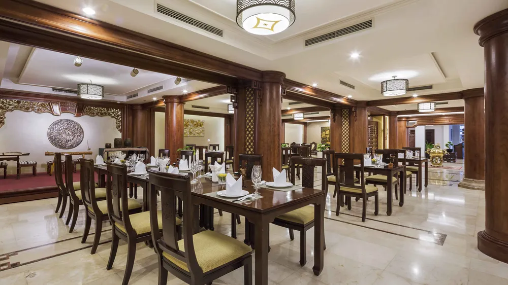 Khách sạn Rex Sài Gòn triển khai các khuyến mãi kích cầu sử dụng dịch vụ ảnh 1