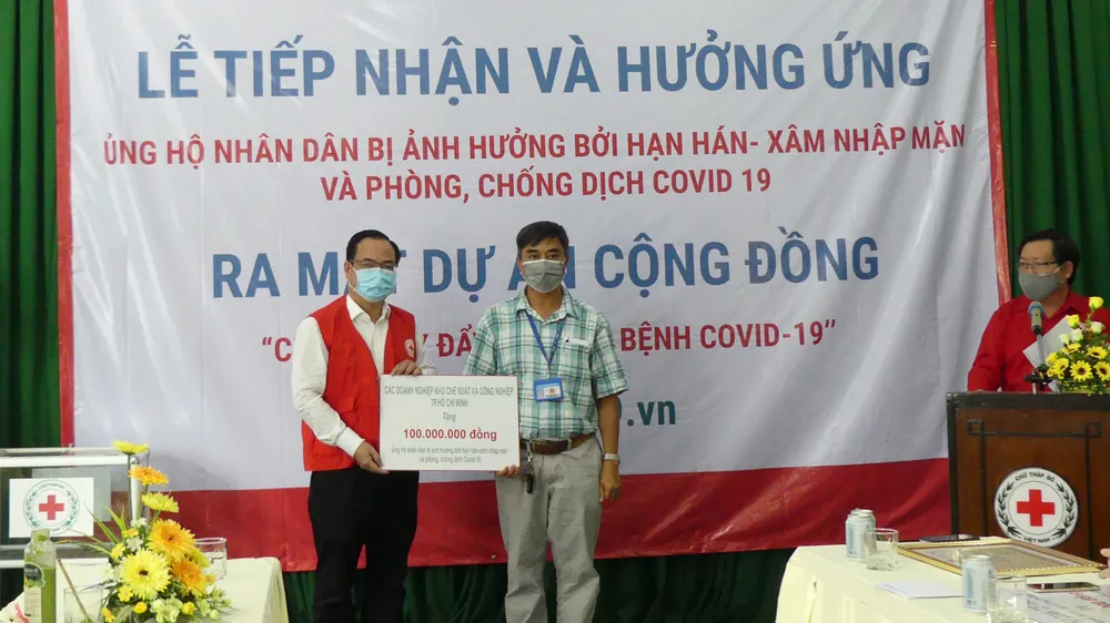 Phát động ủng hộ nhân dân bị ảnh hưởng bởi hạn mặn và phòng, chống dịch Covid-19 ảnh 3