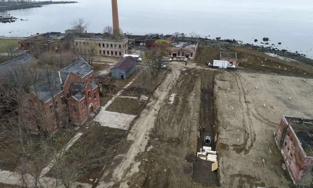 Hơn 1,6 triệu người nhiễm và 95.716 người tử vong do Covid-19 ảnh 1