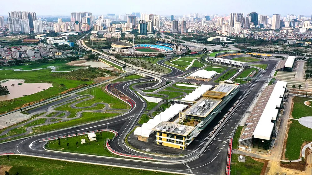 F1 trở lại theo một cách khác biệt ảnh 1