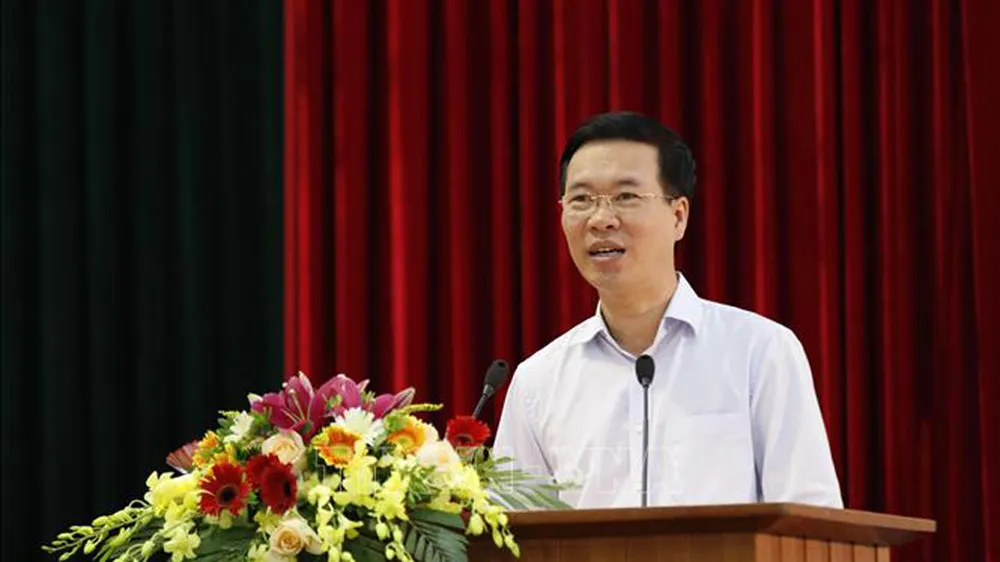 Đồng chí Võ Văn Thưởng, Ủy viên Bộ Chính trị, Bí thư Trung ương Đảng, Trưởng ban Tuyên giáo Trung ương phát biểu chỉ đạo hội nghị. Ảnh: TTXVN