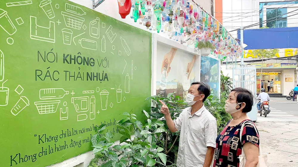 Chung tay làm đẹp thành phố ảnh 2