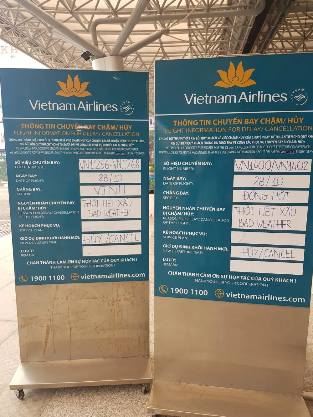 Bão số 9 càn quét các tỉnh miền Trung, hàng trăm nhà dân tốc mái ảnh 18