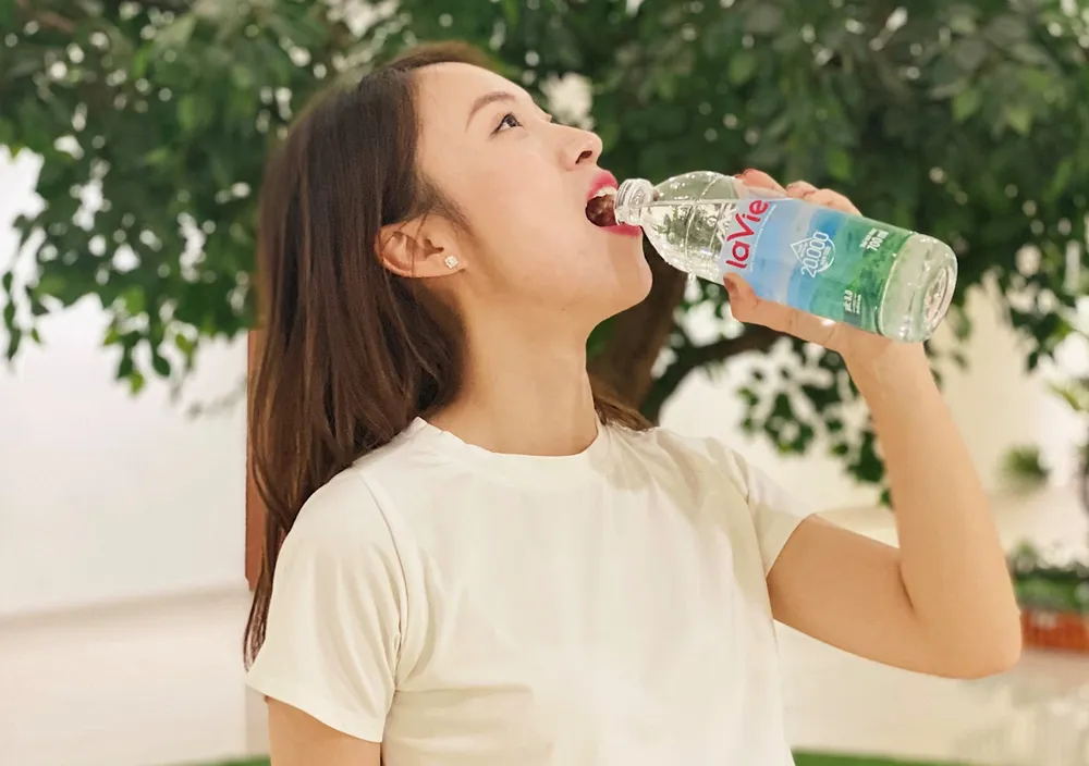 Bạn sẽ không bao giờ gọi nước uống đóng chai là "nước suối" nếu biết điều này ảnh 3