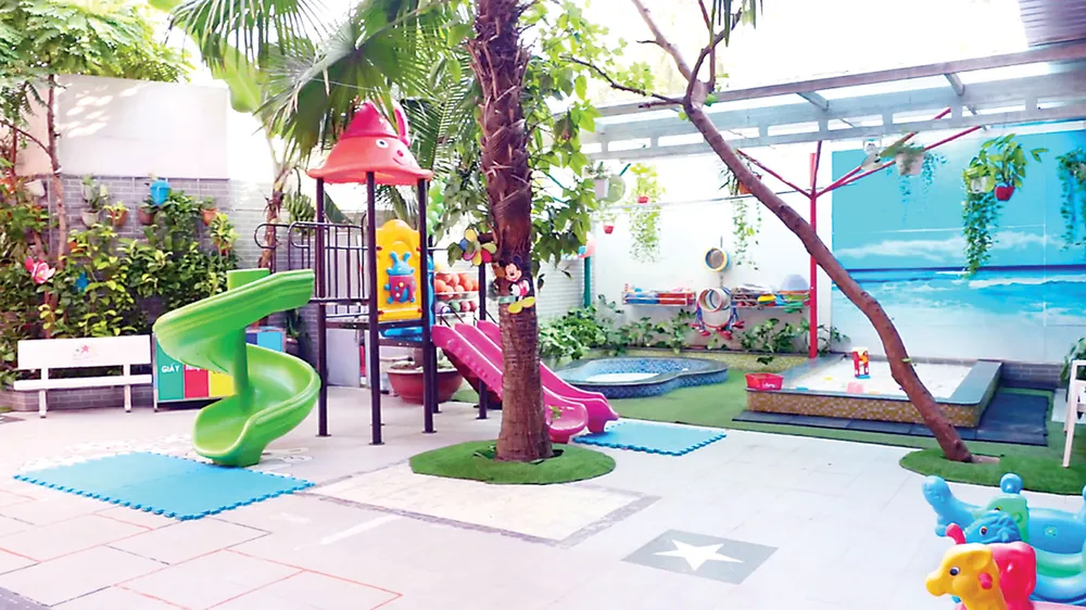 Không gian xanh thoáng mát dành cho các bé Trường Worldkids