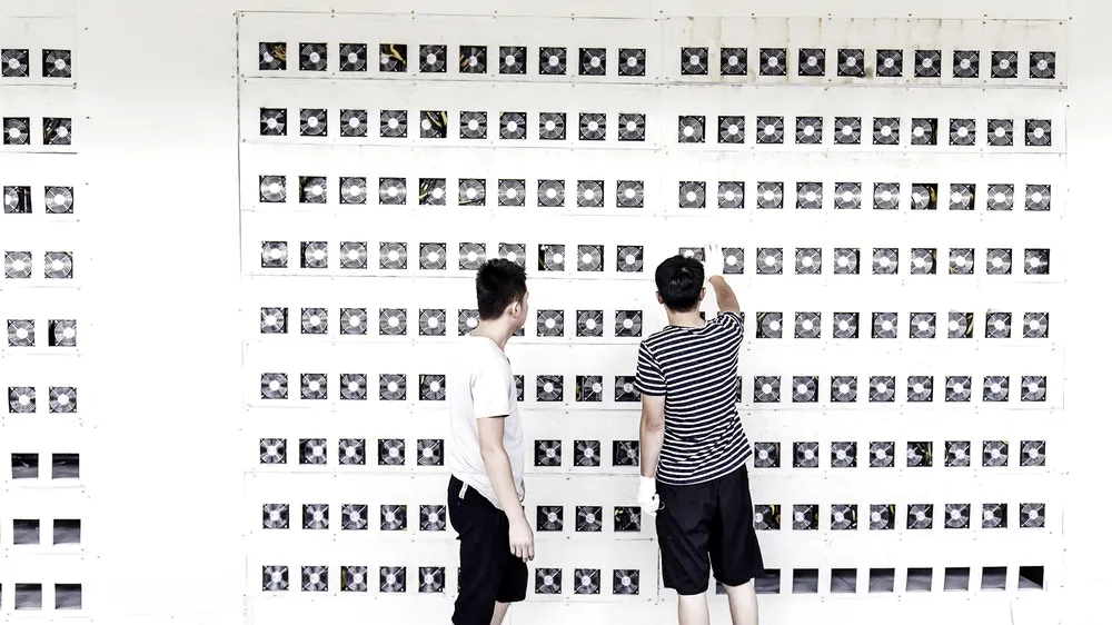 Một hệ thống máy đào bitcoin tại Trung Quốc