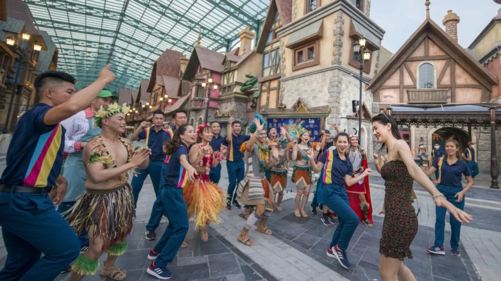 Vingroup sắp ra mắt “thành phố không ngủ” hàng đầu khu vực ảnh 5