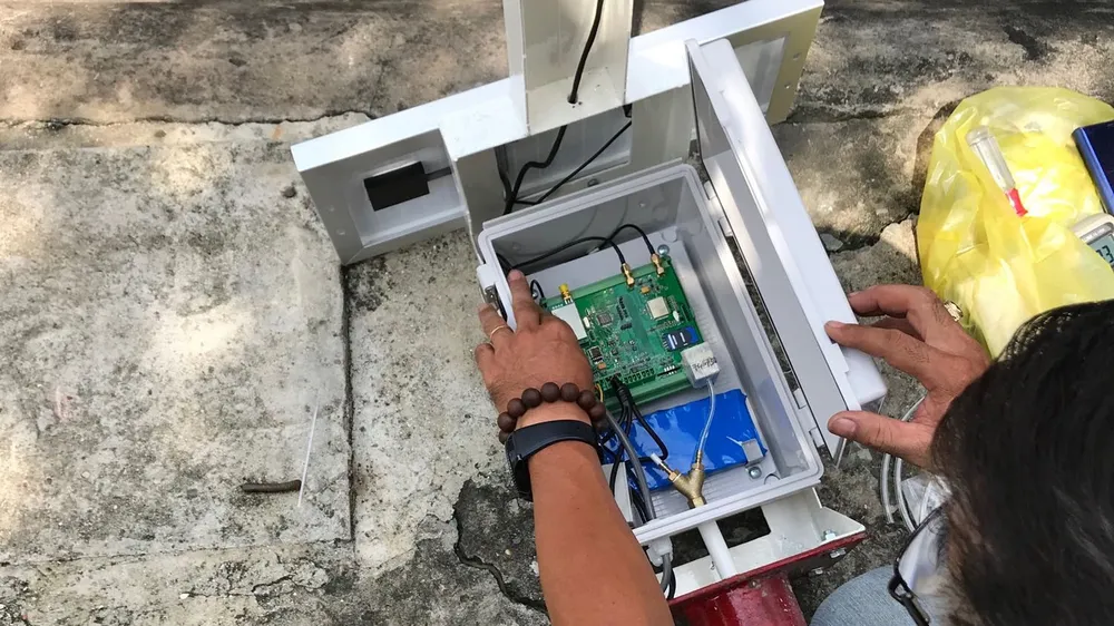 Thiết kế bên trong của thiết bị quan trắc ngập đô thị  do SHTP Labs nghiên cứu, sản xuất