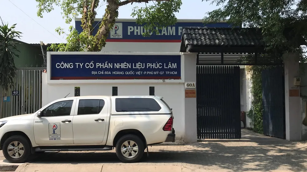 Vụ sản xuất, tiêu thụ xăng giả: Khám xét thêm 9 địa điểm, bắt Tổng Giám đốc Công ty cổ phần Nhiên liệu Phúc Lâm  ảnh 1