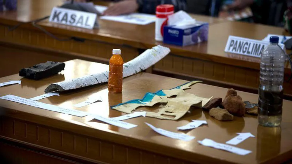 Vụ chìm tàu ngầm của Indonesia: Tổng thống Joko Widodo truy thăng quân hàm cho 53 thủy thủ  ảnh 1