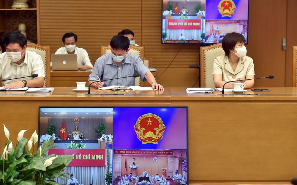 Người ra, vào TPHCM phải được kiểm soát chặt chẽ ảnh 2