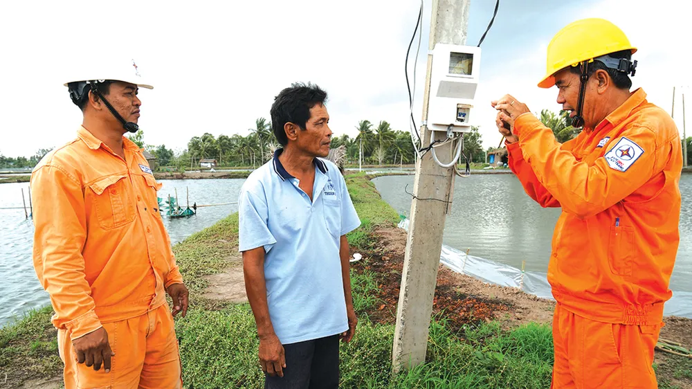 EVNSPC khuyến cáo sử dụng điện an toàn trong mùa mưa bão ảnh 1