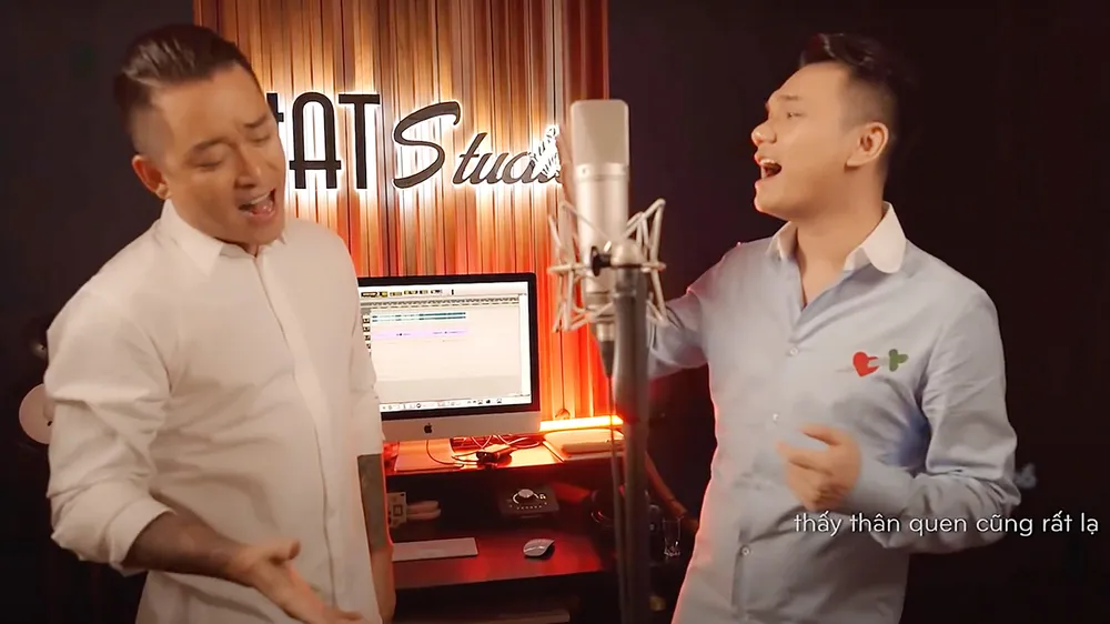 Tuấn Hưng và Khắc Việt hát Sài Gòn ơi! Xin lỗi, cảm ơn