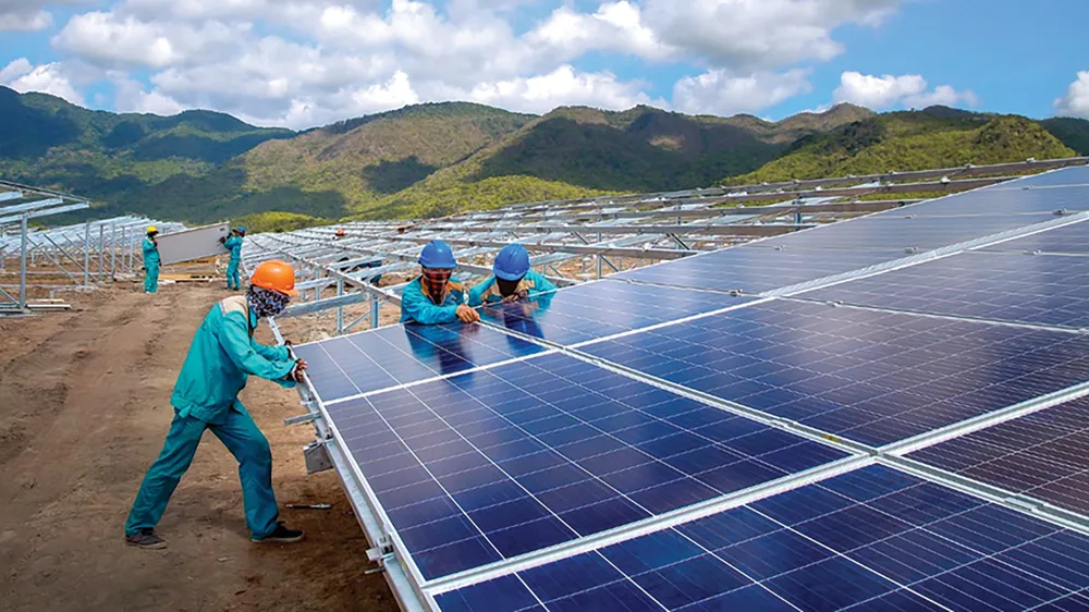 Tiêu thụ điện giảm mạnh, ngành Điện  điều chỉnh huy động nguồn khu vực phía Nam ảnh 1