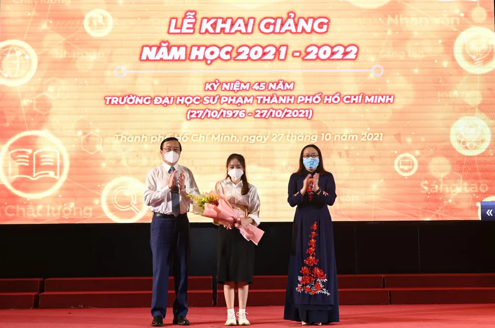 Đại học Sư phạm TPHCM kỷ niệm 45 năm ngày thành lập ảnh 2