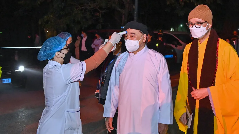 Lễ tưởng niệm đồng bào tử vong và cán bộ, chiến sĩ hy sinh do đại dịch Covid-19 ảnh 31