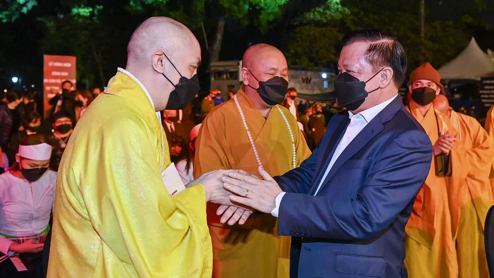 Lễ tưởng niệm đồng bào tử vong và cán bộ, chiến sĩ hy sinh do đại dịch Covid-19 ảnh 32