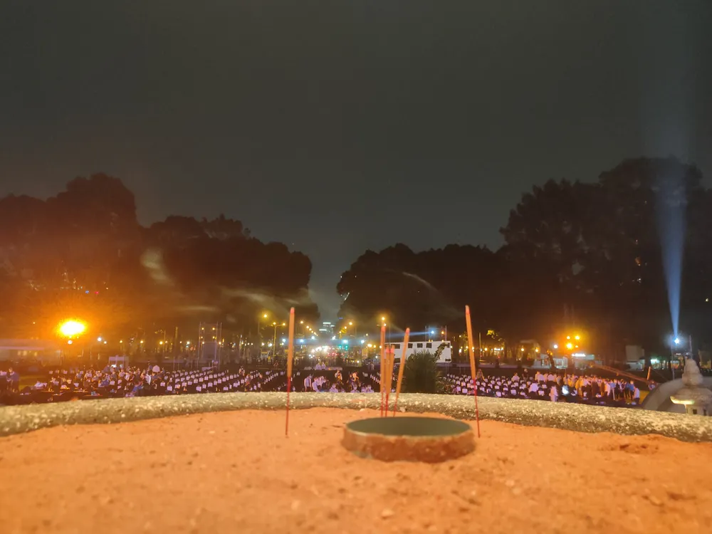 Lễ tưởng niệm đồng bào tử vong và cán bộ, chiến sĩ hy sinh do đại dịch Covid-19 ảnh 53