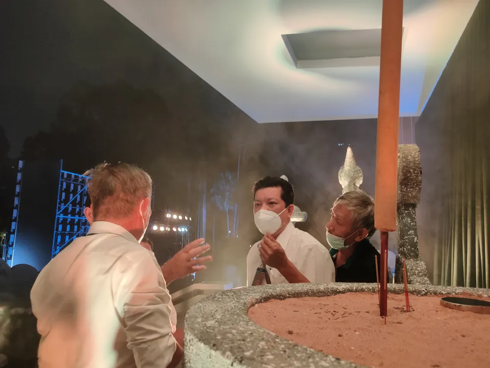 Lễ tưởng niệm đồng bào tử vong và cán bộ, chiến sĩ hy sinh do đại dịch Covid-19 ảnh 59