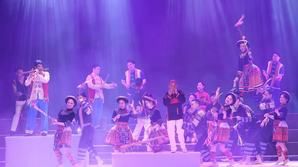 Chương trình nghệ thuật đặc biệt Niềm tin và khát vọng: Đậm đà bản sắc, tâm hồn Việt Nam  ảnh 2