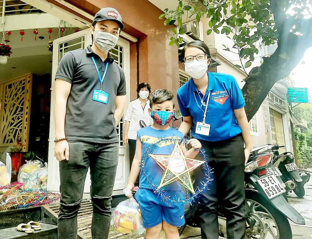 Tuổi trẻ và khát vọng cống hiến ảnh 1