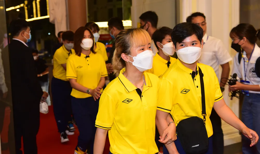 Hoàng Đức, Huỳnh Như và Văn Ý đoạt Quả bóng vàng Việt Nam 2021 ảnh 33