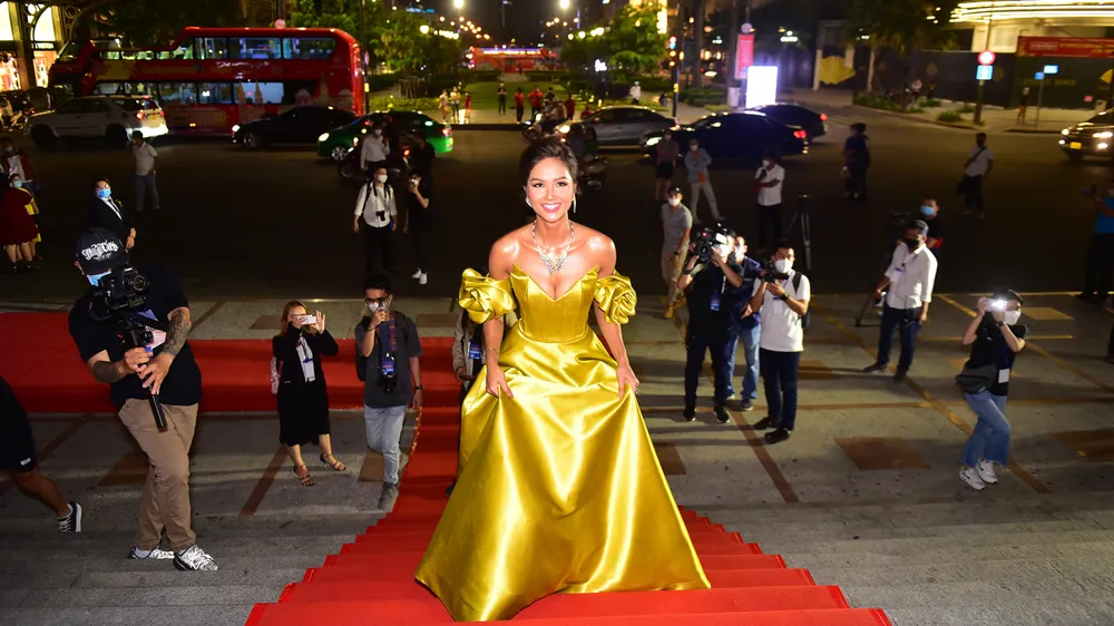 Hoàng Đức, Huỳnh Như và Văn Ý đoạt Quả bóng vàng Việt Nam 2021 ảnh 34