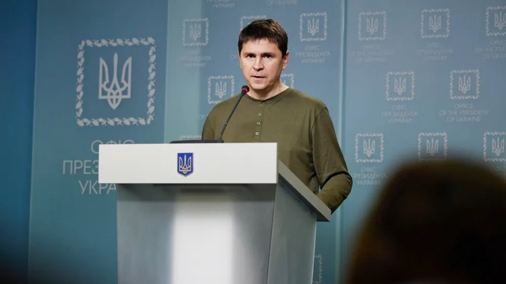  Cố vấn Tổng thống Ukraine Mykhailo Podolyak