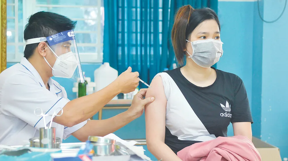 Xác định sống an toàn với biến thể Omicron ảnh 1