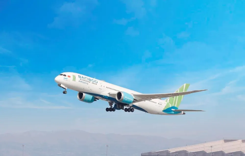 Máy bay Boeing 787-9 của hãng hàng không Bamboo Airways đã đi đón công dân Việt Nam từ Ba Lan về nước
