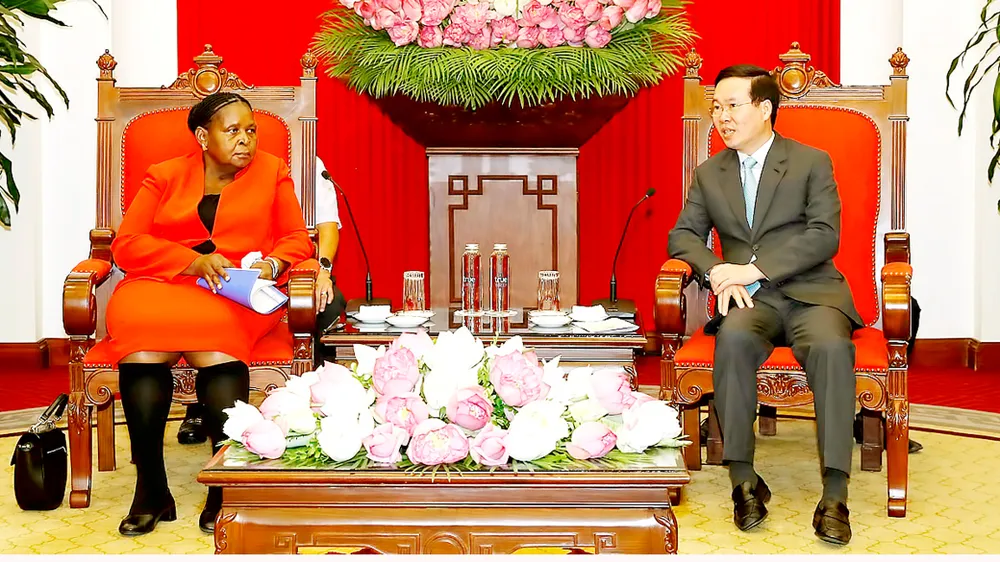 Thường trực Ban Bí thư Võ Văn Thưởng tiếp Chủ tịch Quốc hội Mozambique,  bà Esperanca Laurinda Francisco Nhiuane Bias. Ảnh: TTXVN